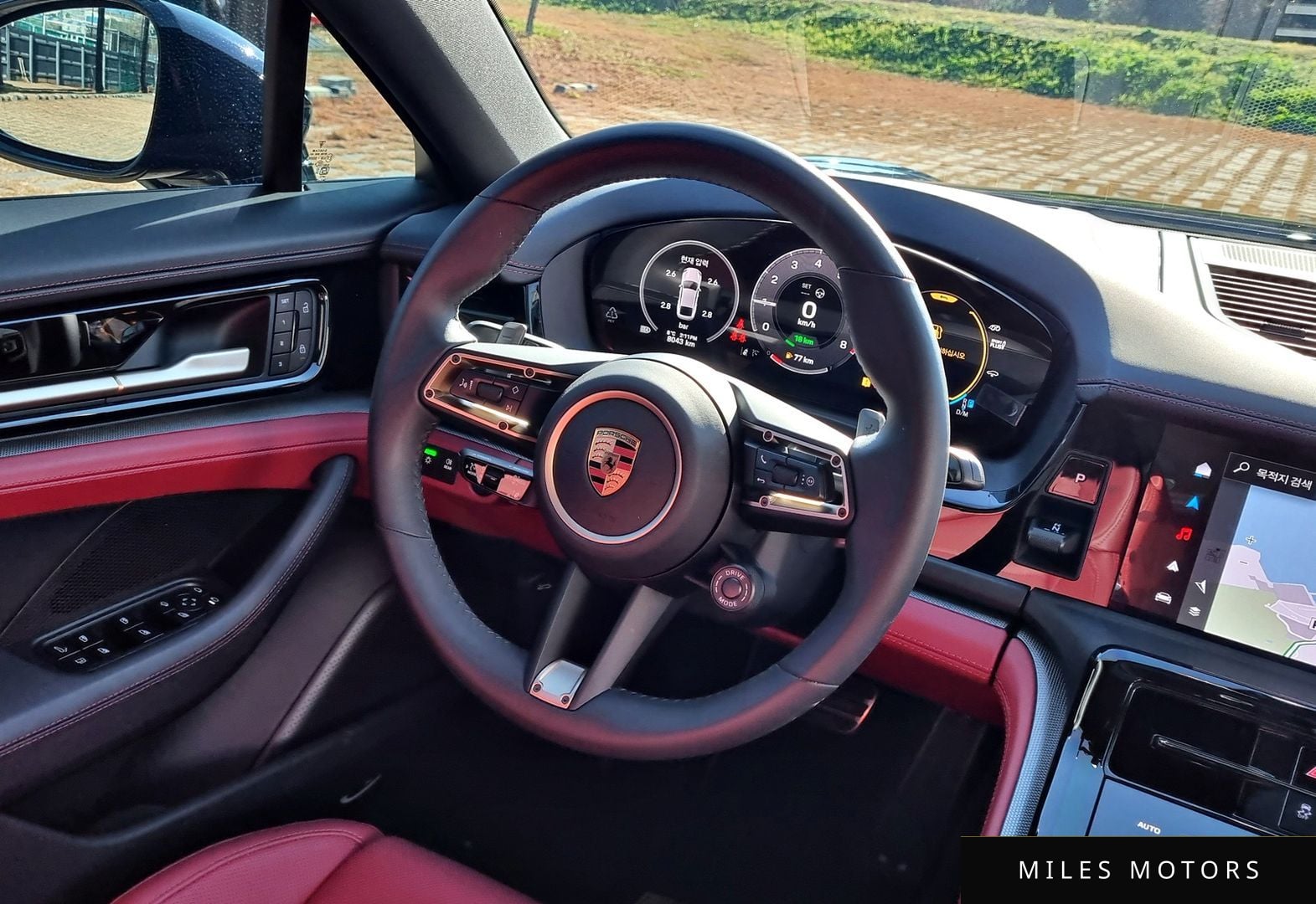 Porsche Panamera 2025 — миниатюра 12