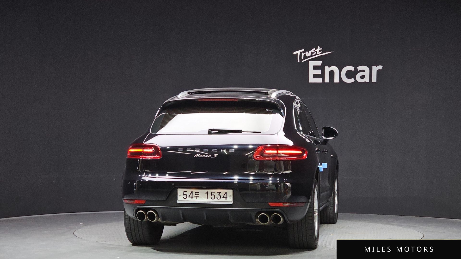 Porsche Macan 2017 — миниатюра 4