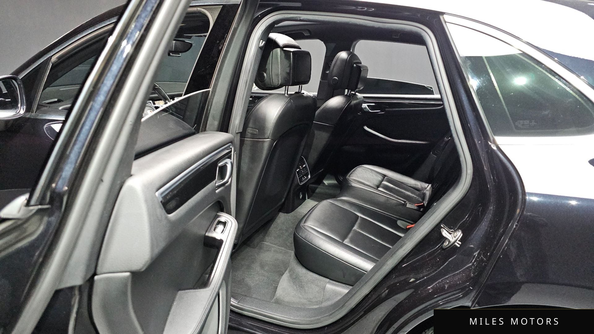Porsche Macan 2017 — миниатюра 19