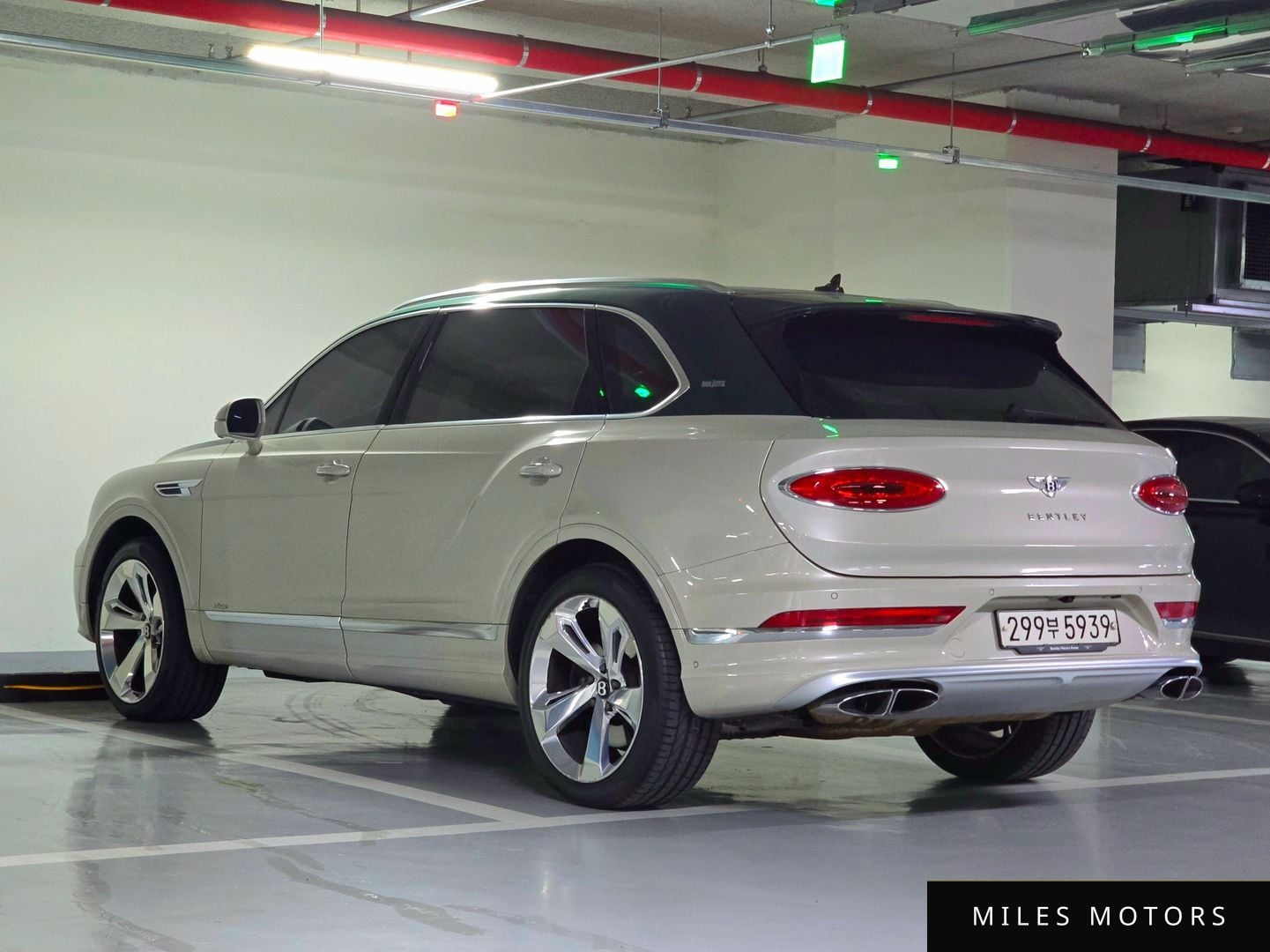 Bentley Bentayga 2024 — миниатюра 4