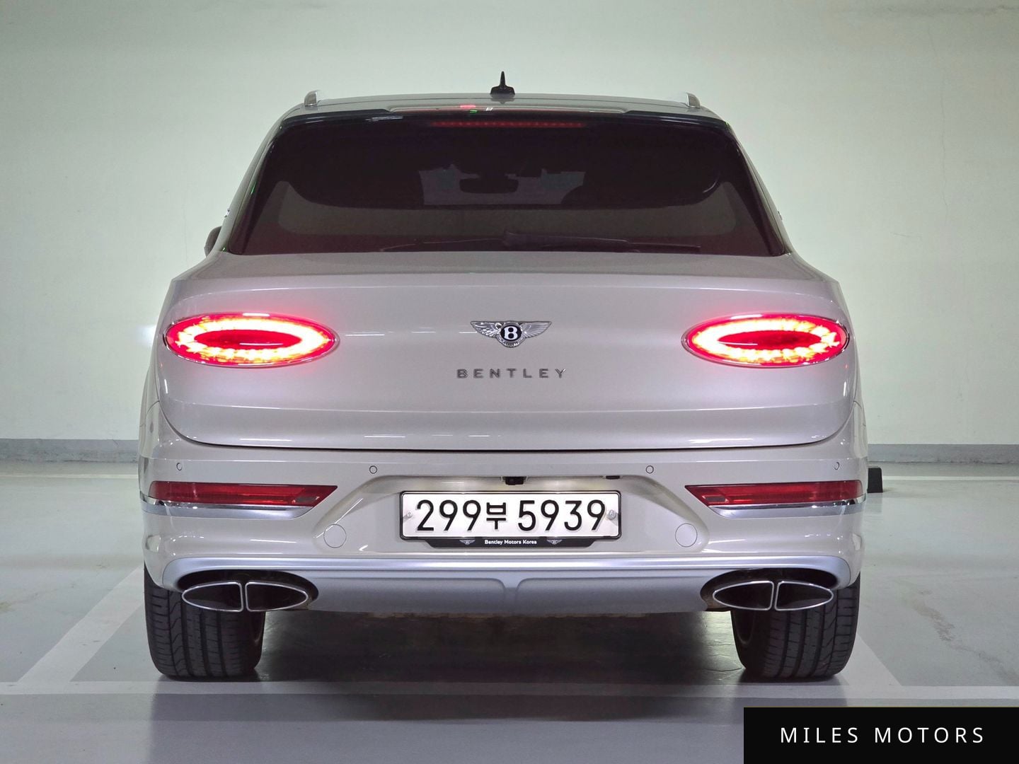 Bentley Bentayga 2024 — миниатюра 5