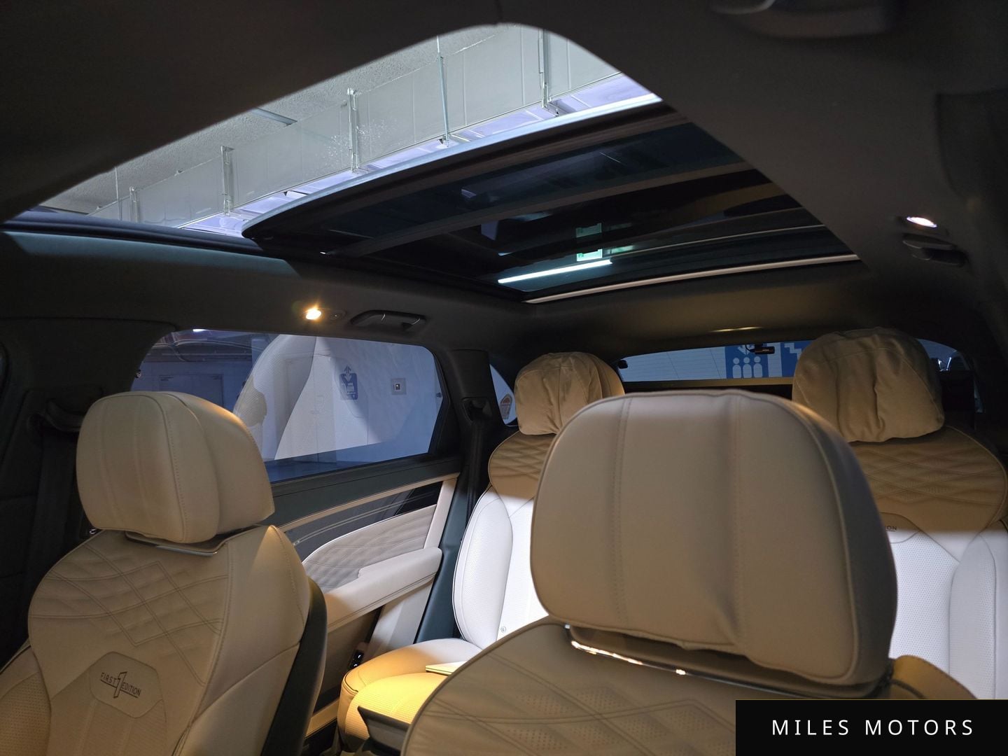 Bentley Bentayga 2024 — миниатюра 12