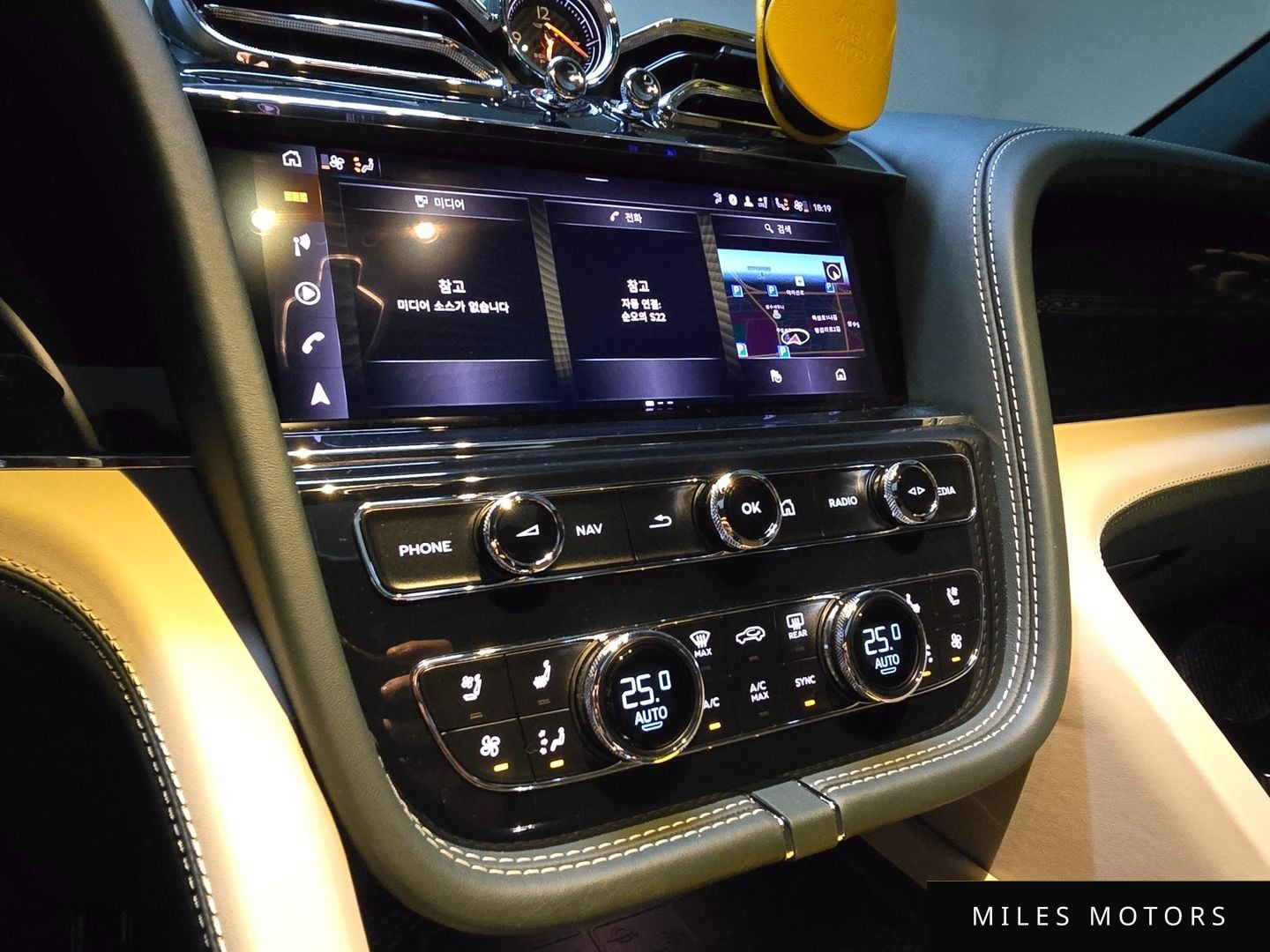 Bentley Bentayga 2024 — миниатюра 17