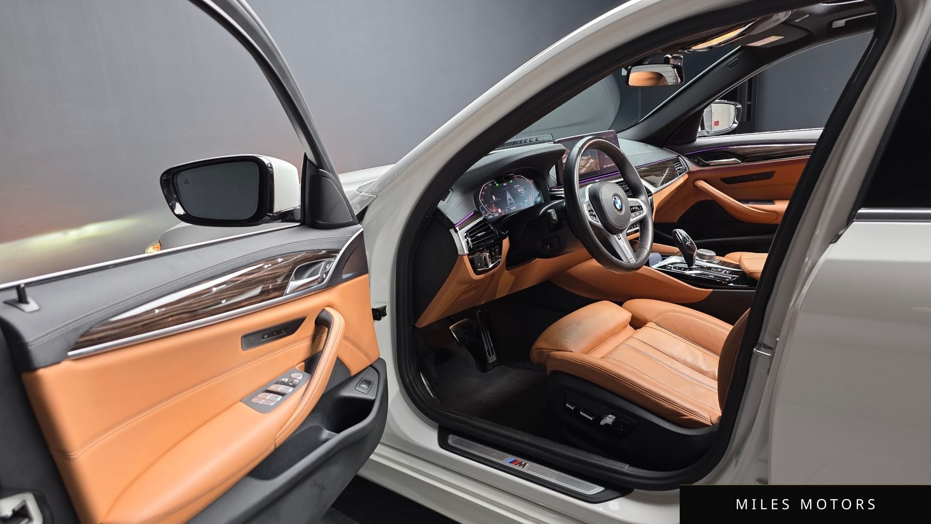 BMW 5 Series (G30) 2022 — миниатюра 10