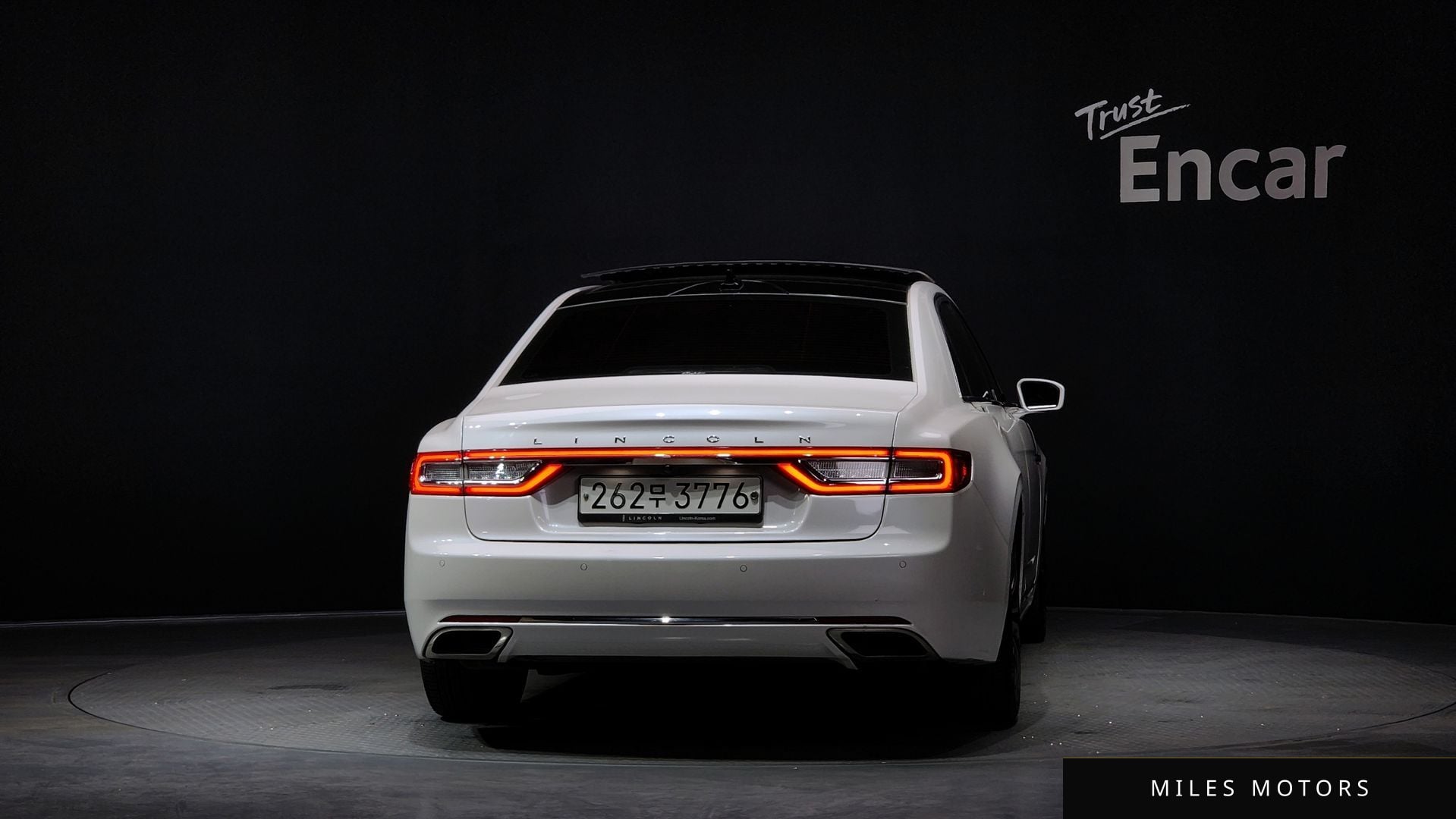 Lincoln Continental 2019 — миниатюра 4