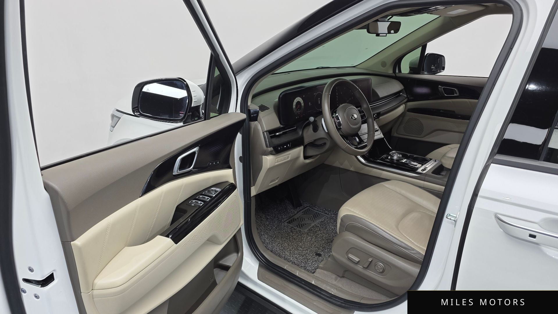 Kia Carnival 2021 — миниатюра 11