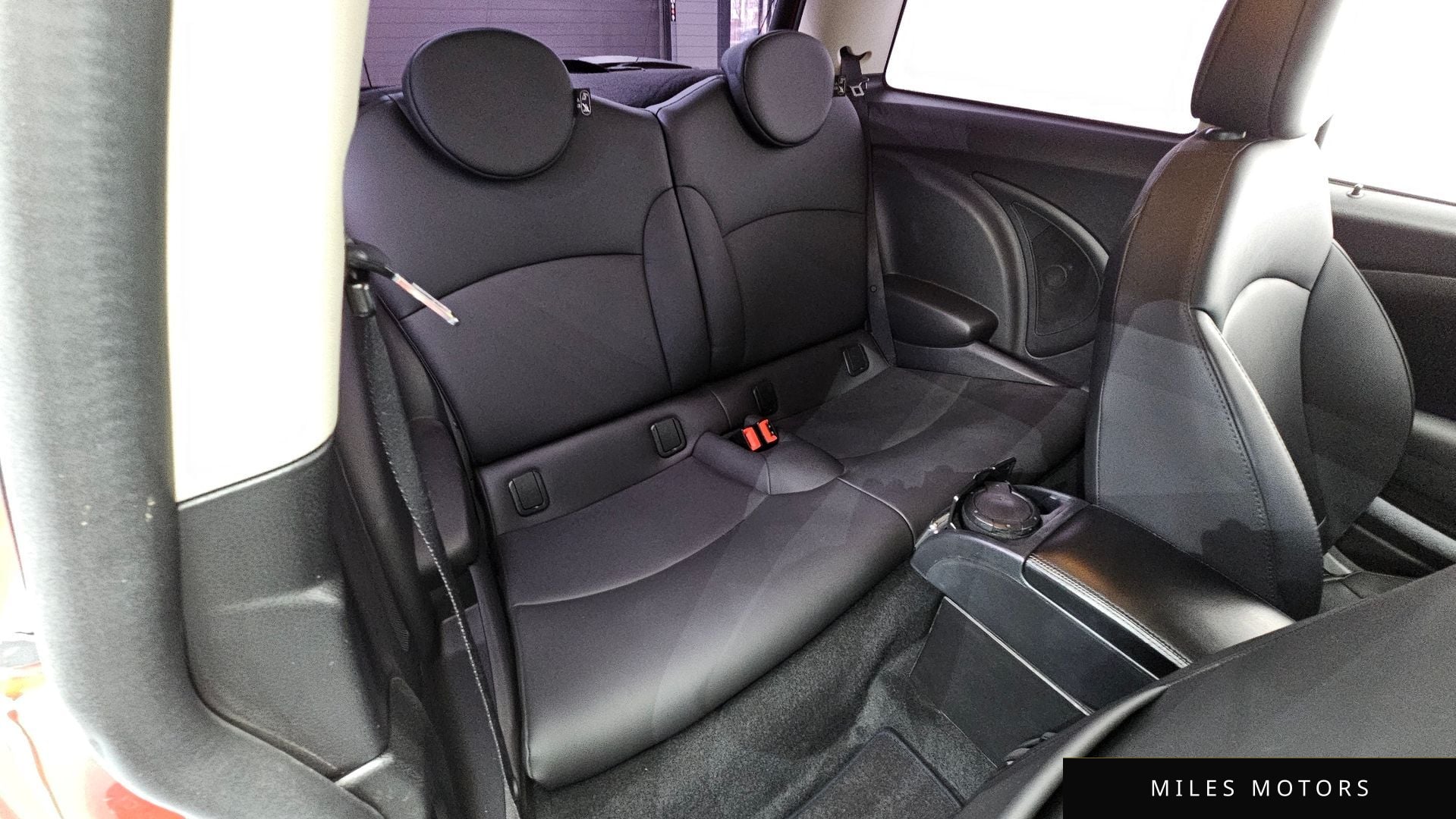 MINI Cooper D 2013 — миниатюра 12