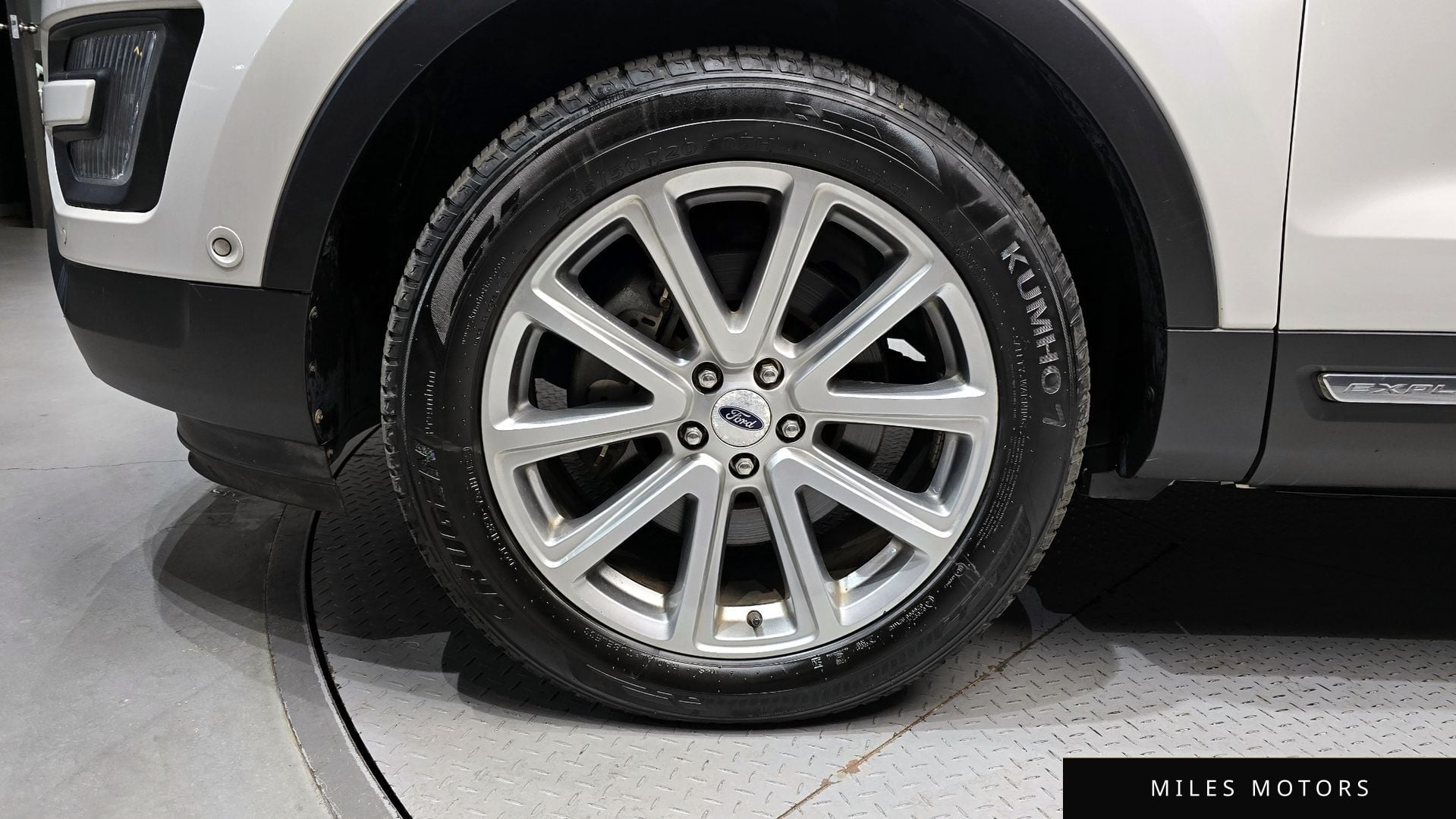 Ford Explorer 2016 — миниатюра 5
