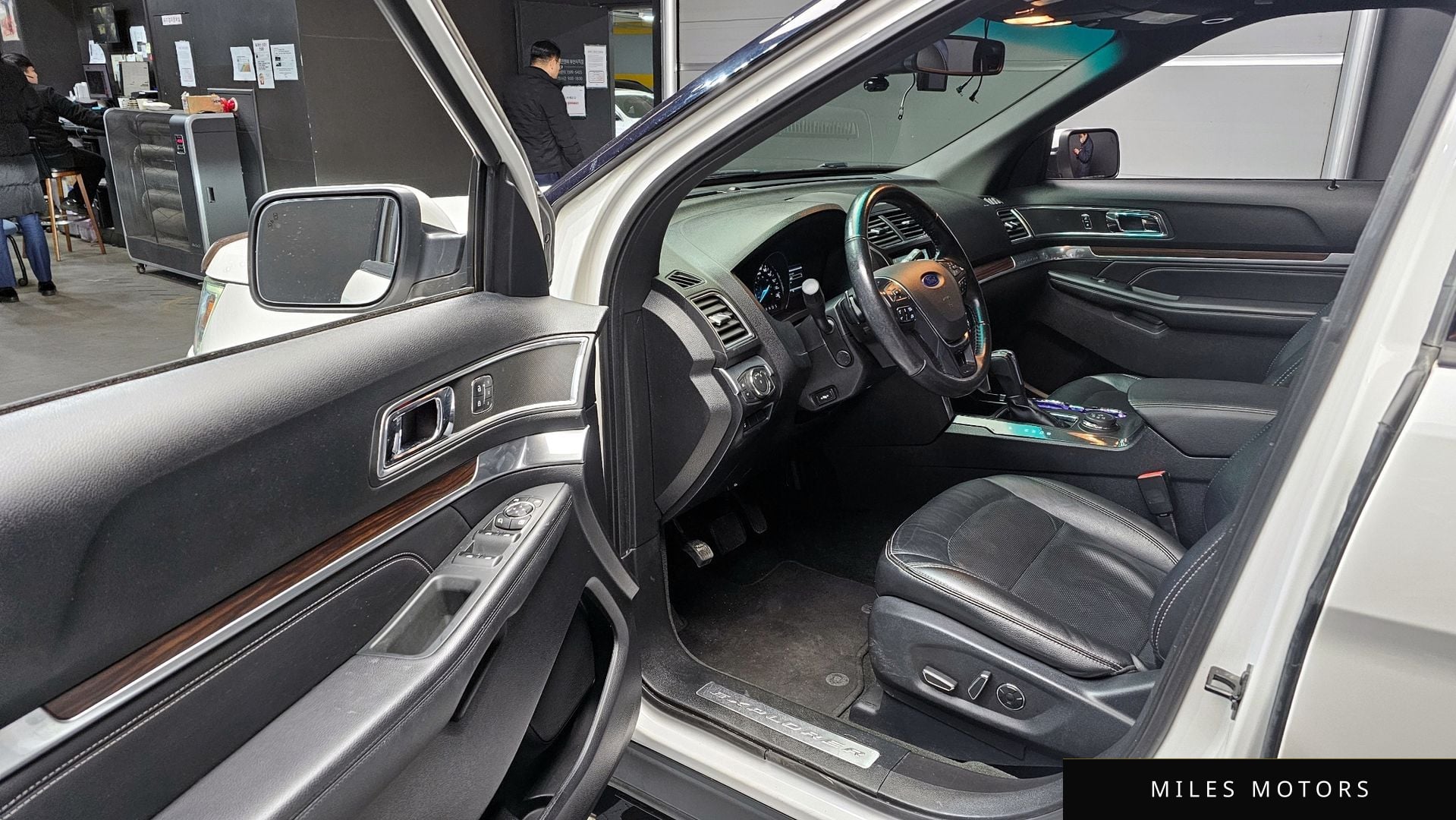 Ford Explorer 2016 — миниатюра 10