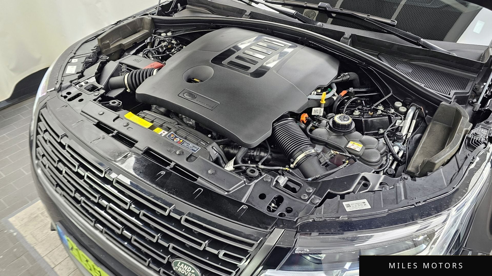 Land Rover Range Rover Velar 2025 — миниатюра 6