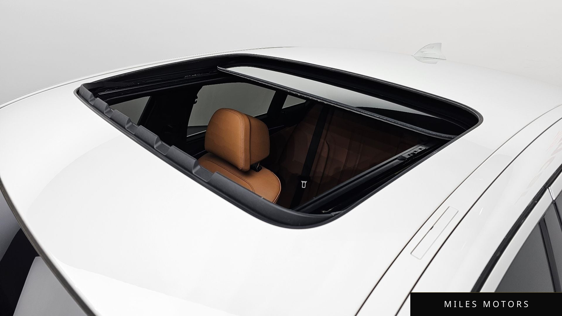 BMW 5시리즈 (G30) 2023 — миниатюра 18