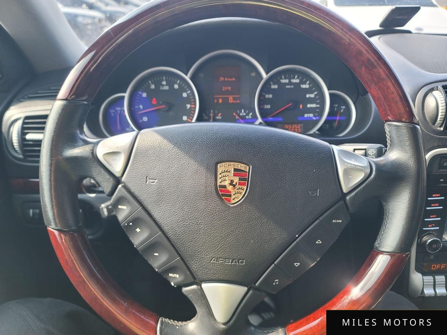 Porsche Cayenne 2004 — миниатюра 13