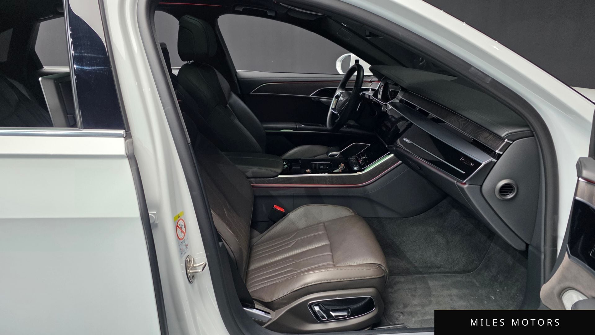 Audi A8 (D5) 2023 — миниатюра 11