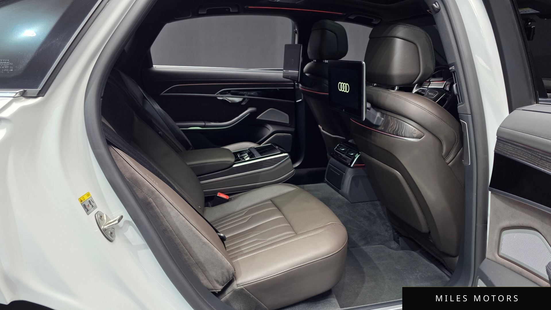 Audi A8 (D5) 2023 — миниатюра 12