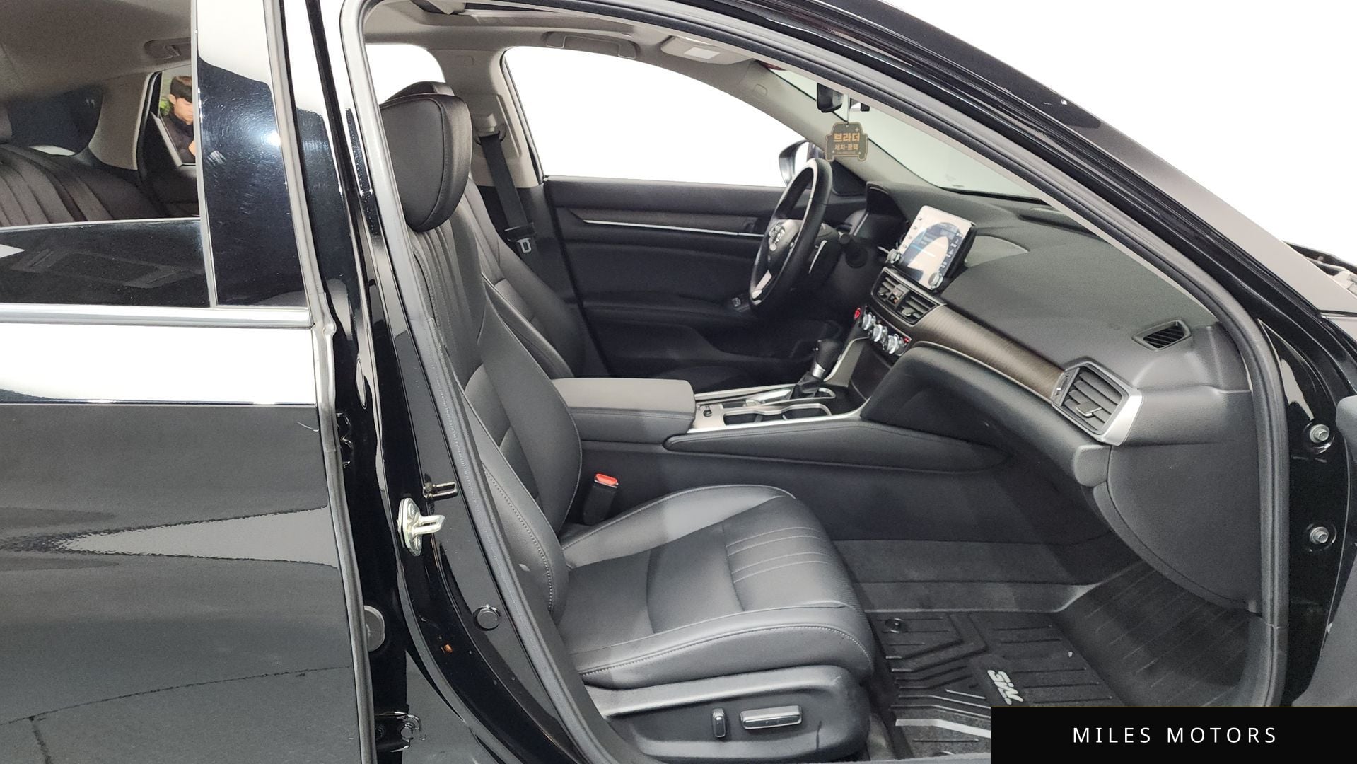 Honda Accord 2019 — миниатюра 11