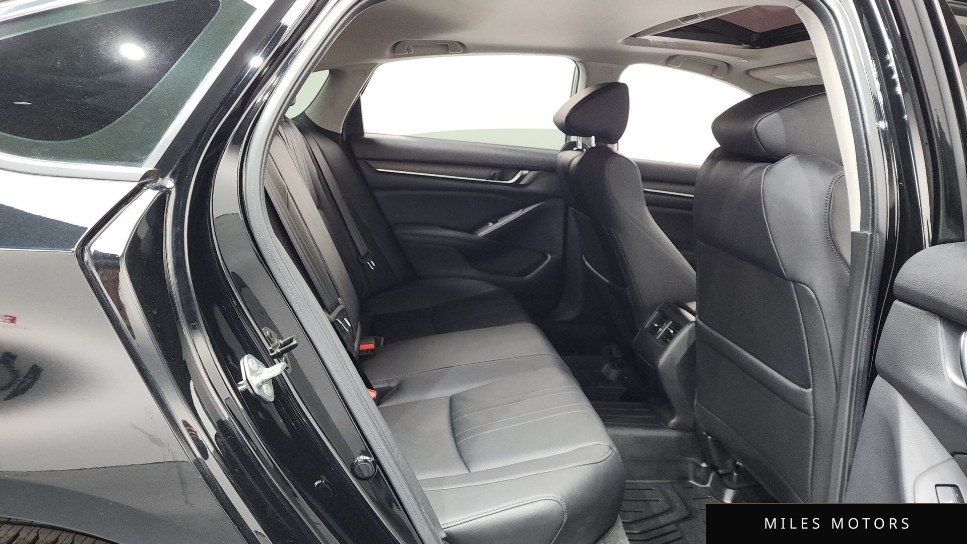Honda Accord 2019 — миниатюра 12