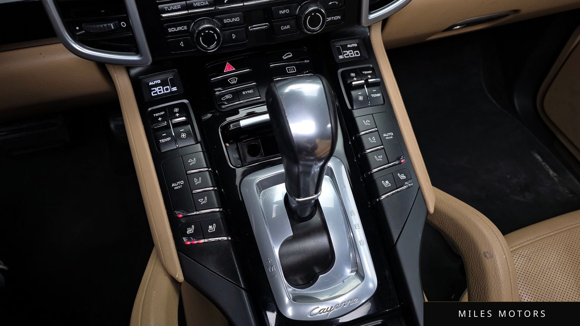 Porsche 카이엔 2016 — миниатюра 9