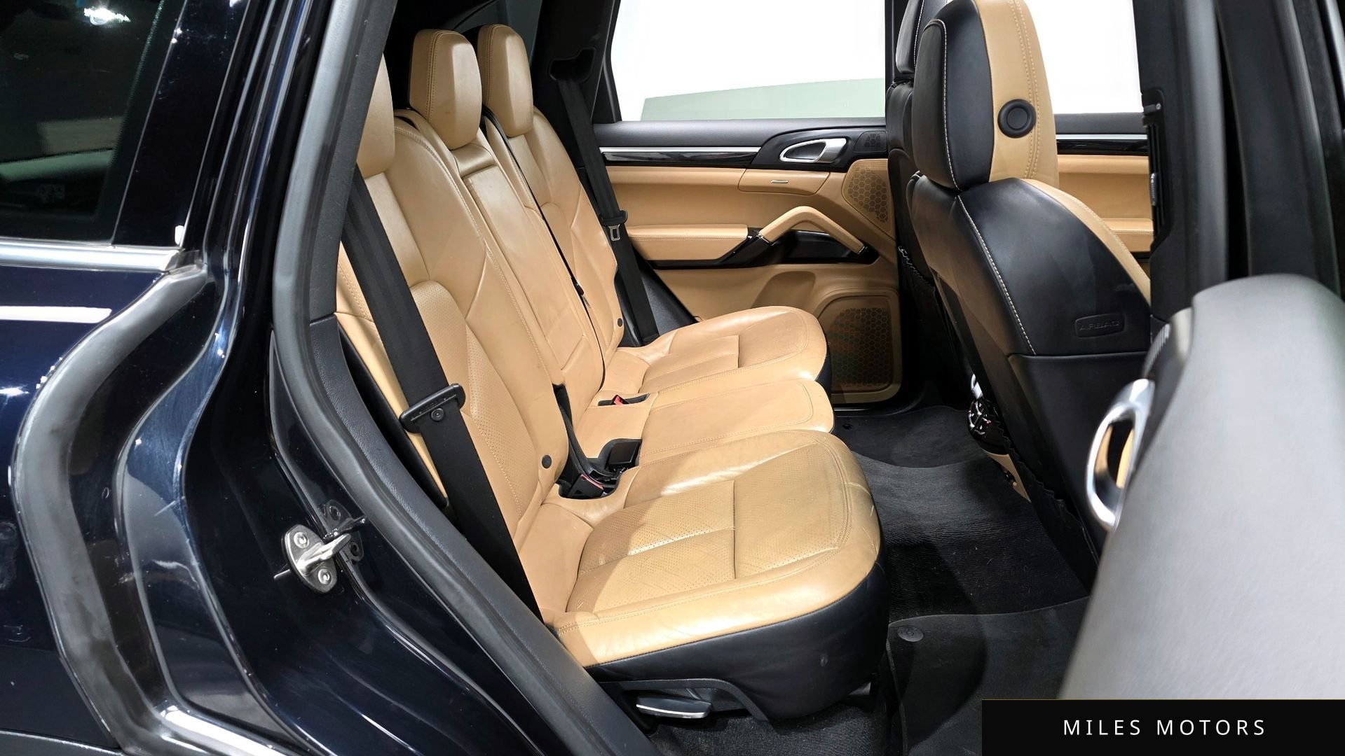 Porsche 카이엔 2016 — миниатюра 12
