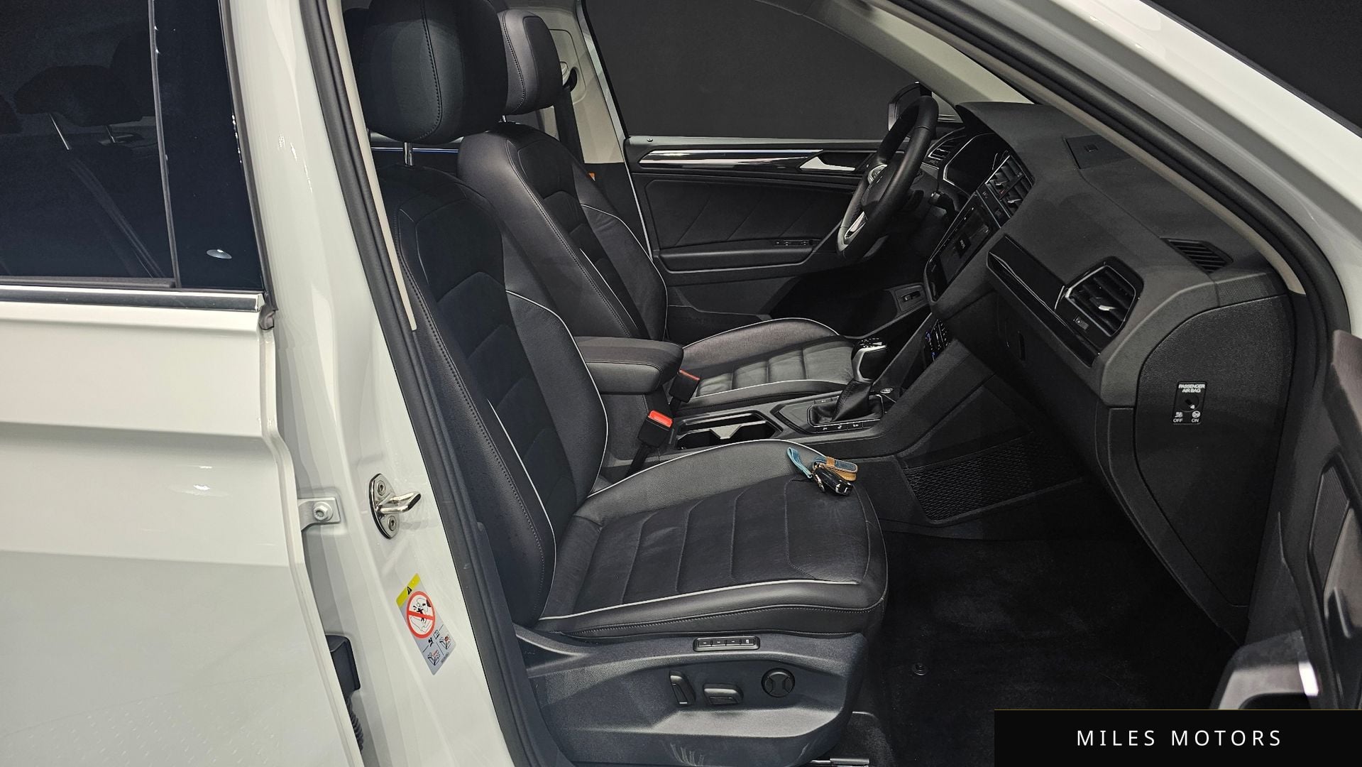 Volkswagen 티구안 2022 — миниатюра 10
