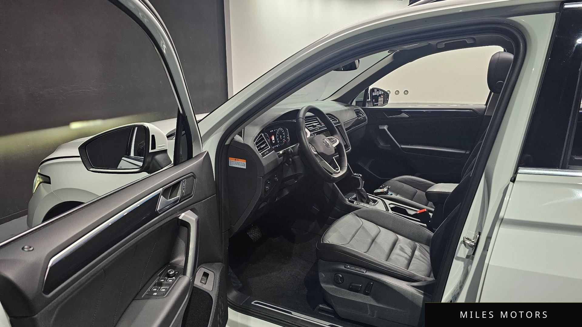 Volkswagen 티구안 2022 — миниатюра 11