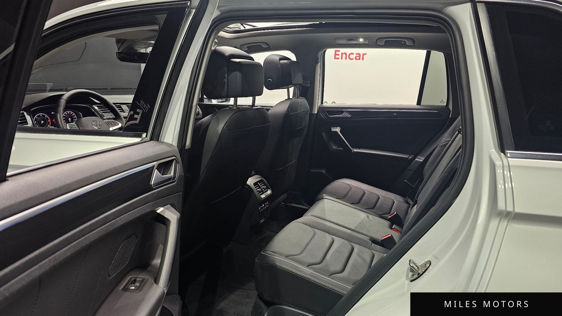 Volkswagen 티구안 2022 — миниатюра 12