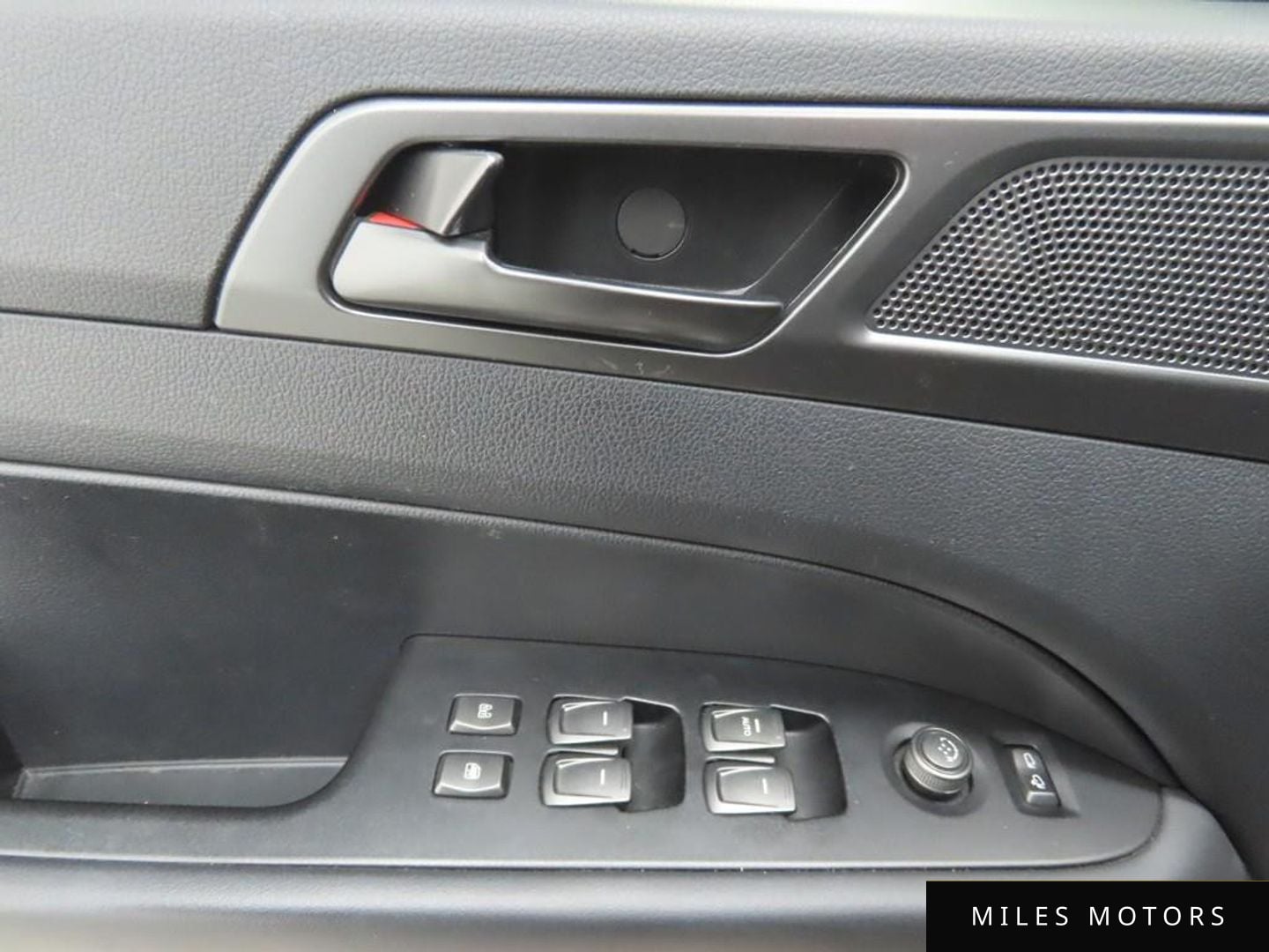 KG Mobility Rexton 2022 — миниатюра 10
