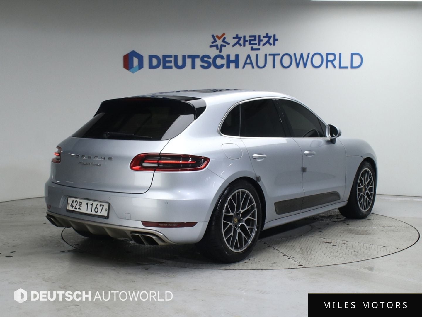 Porsche Macan 2015 — миниатюра 2