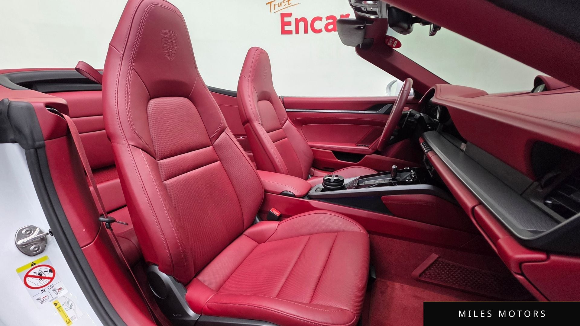 Porsche 911 (992) 2024 — миниатюра 10