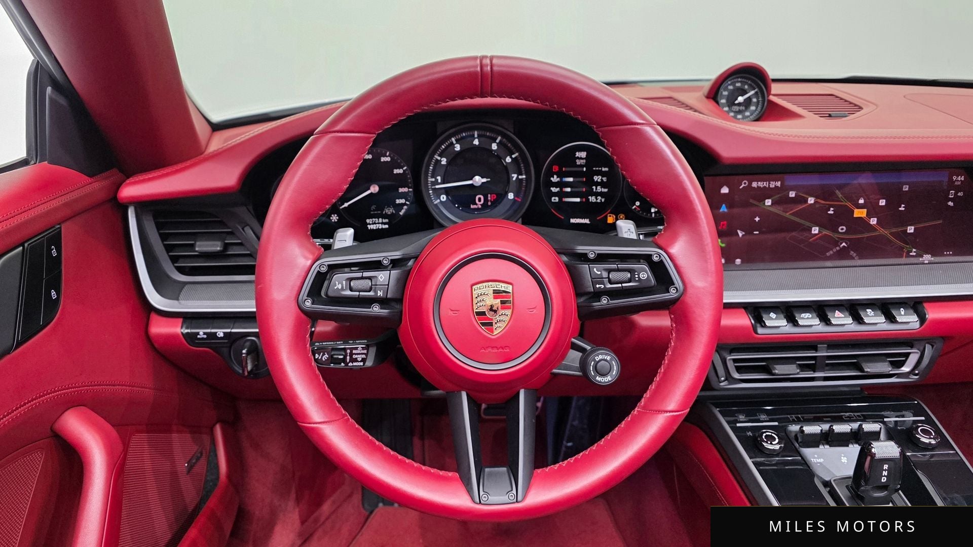 Porsche 911 (992) 2024 — миниатюра 14