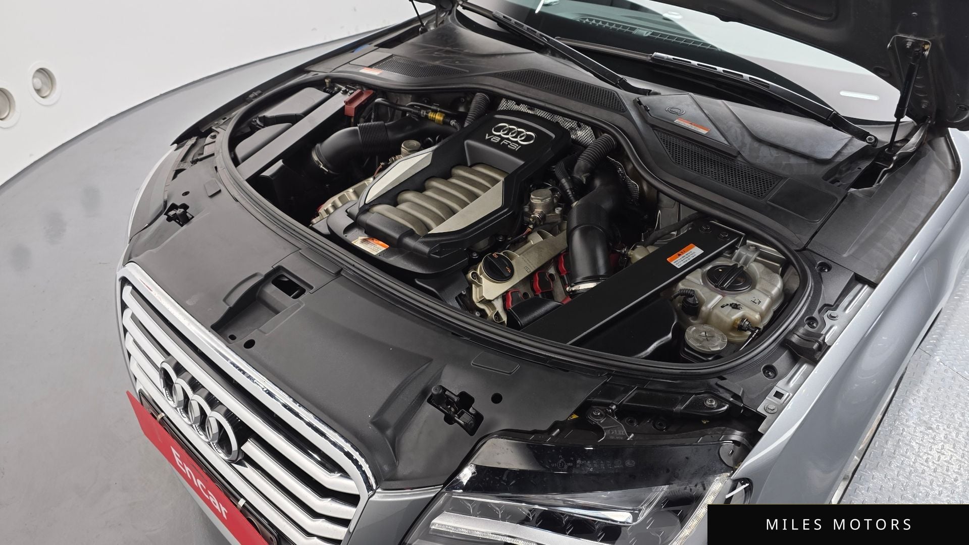 Audi A8 2011 — миниатюра 6