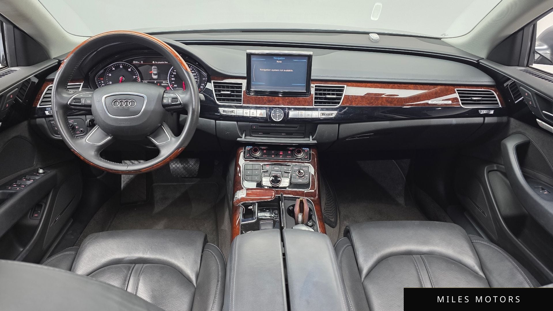 Audi A8 2011 — миниатюра 7