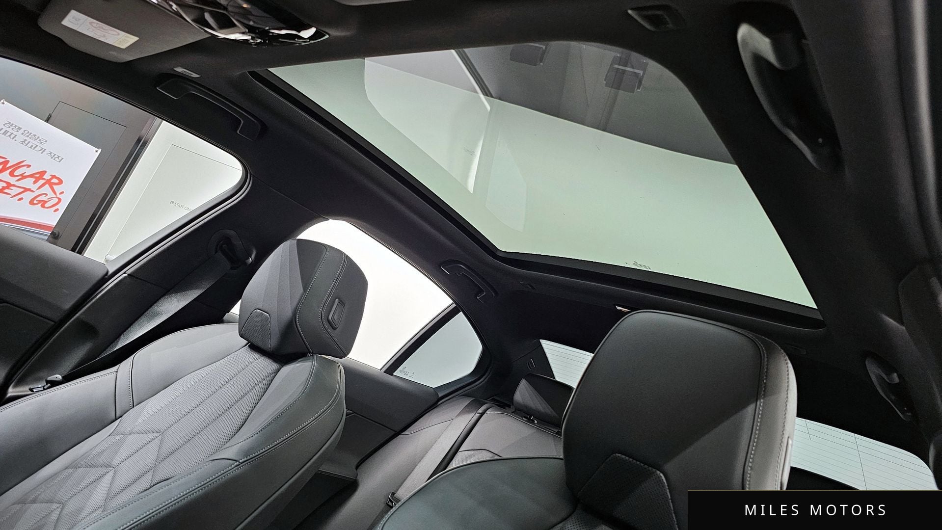 BMW 5 Series (G60) 2024 — миниатюра 19