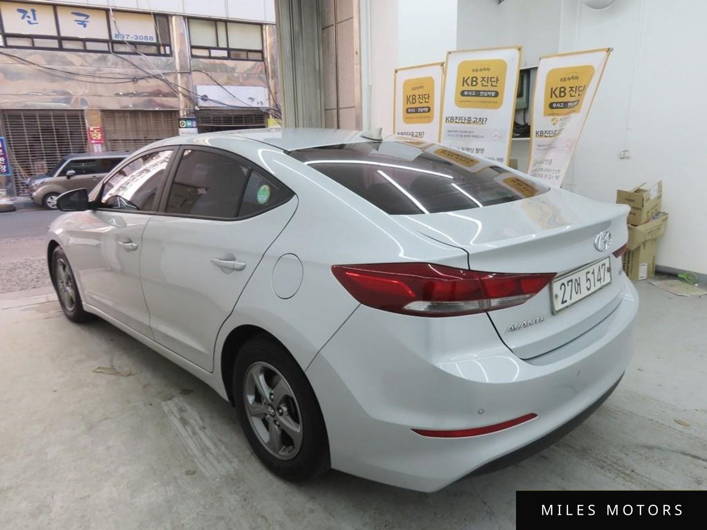 Hyundai AVANTE 2016 — миниатюра 2