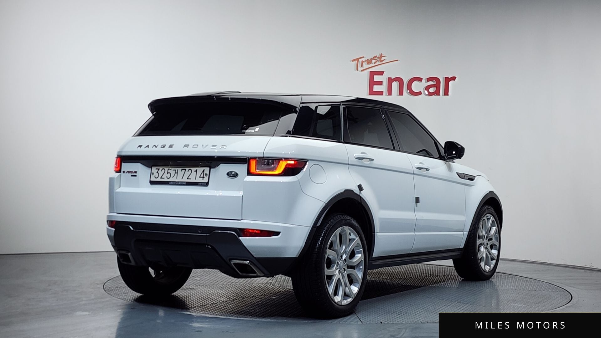 Land Rover Range Rover Evoque 2019 — миниатюра 2