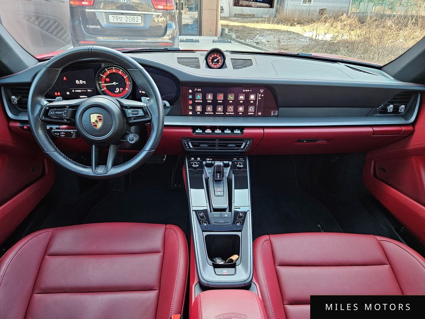 Porsche 911 (992) 2023 — миниатюра 9