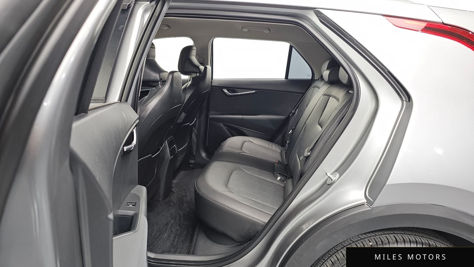 Kia Niro 2023 — миниатюра 11