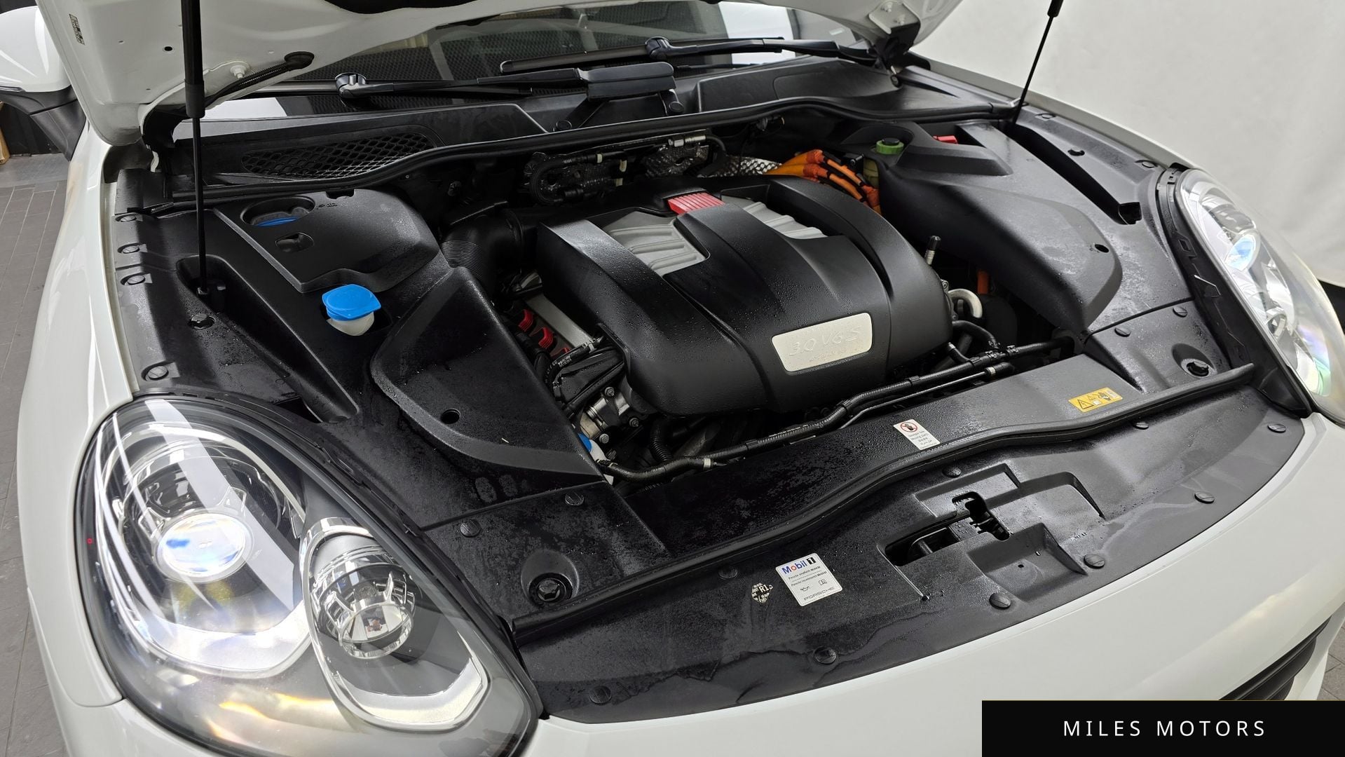 Porsche Cayenne 2016 — миниатюра 6