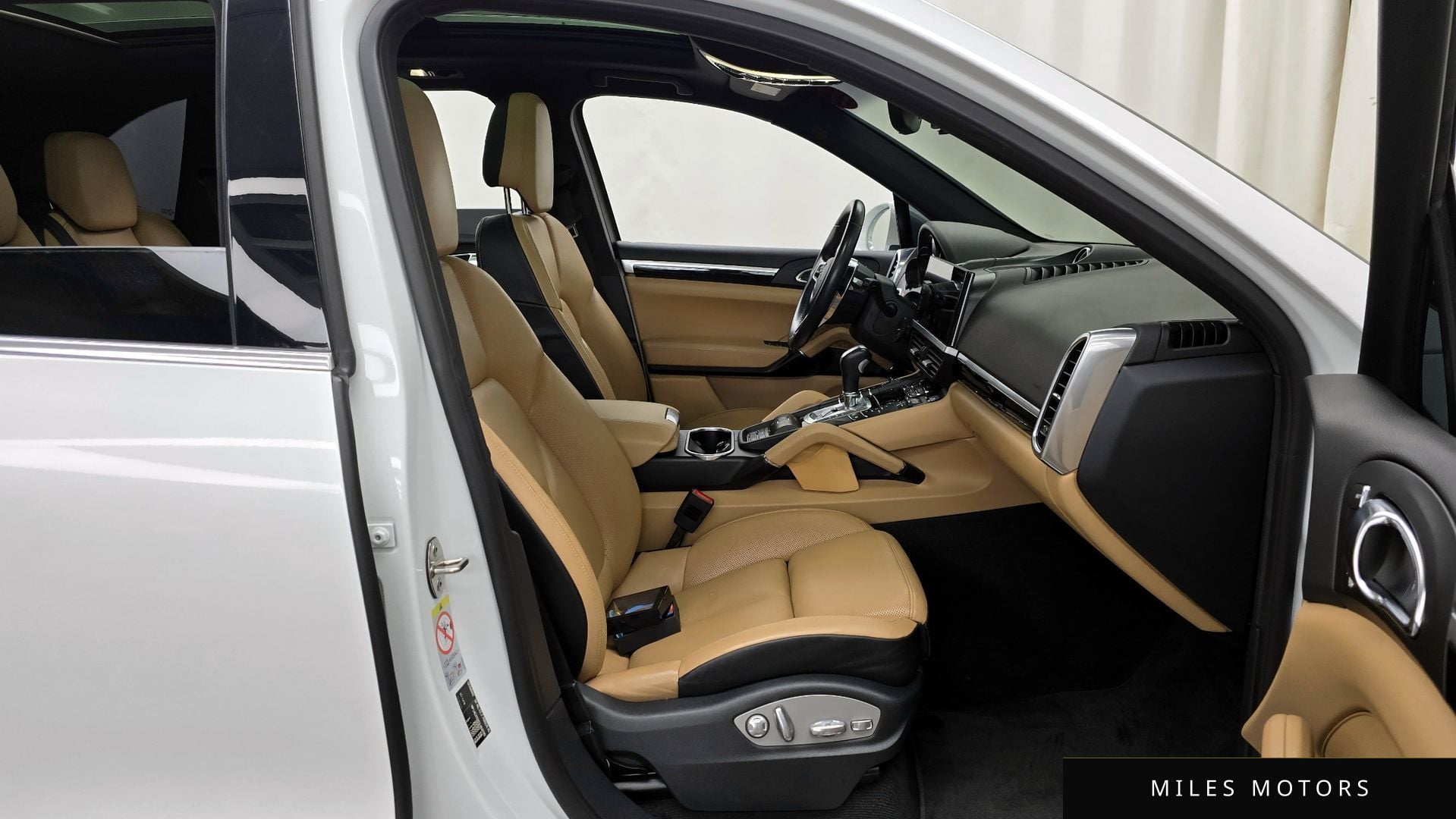 Porsche Cayenne 2016 — миниатюра 11