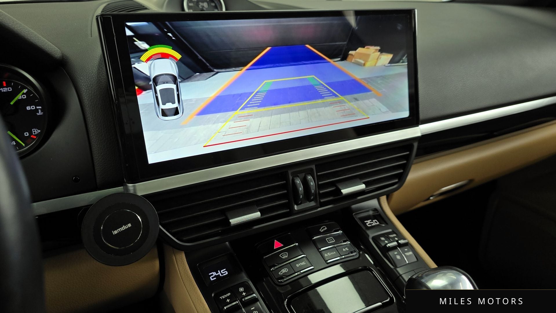 Porsche Cayenne 2016 — миниатюра 15