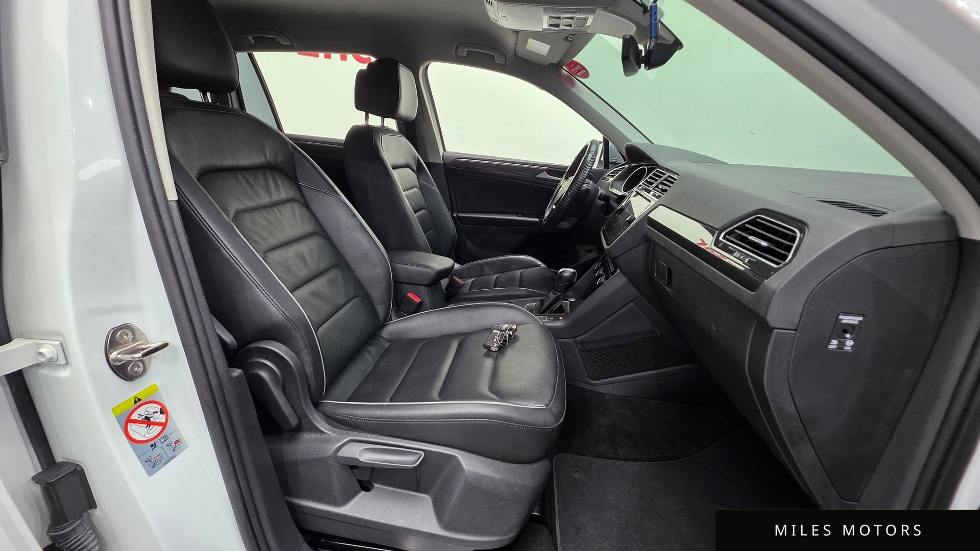 Volkswagen Tiguan 2020 — миниатюра 10