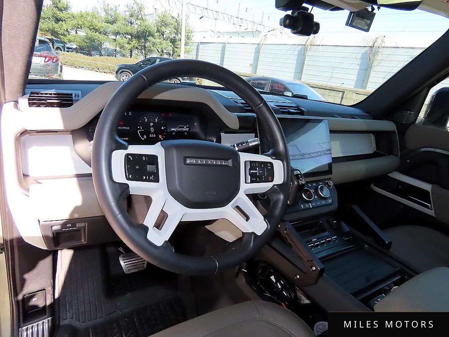 Land Rover Defender 2022 — миниатюра 7