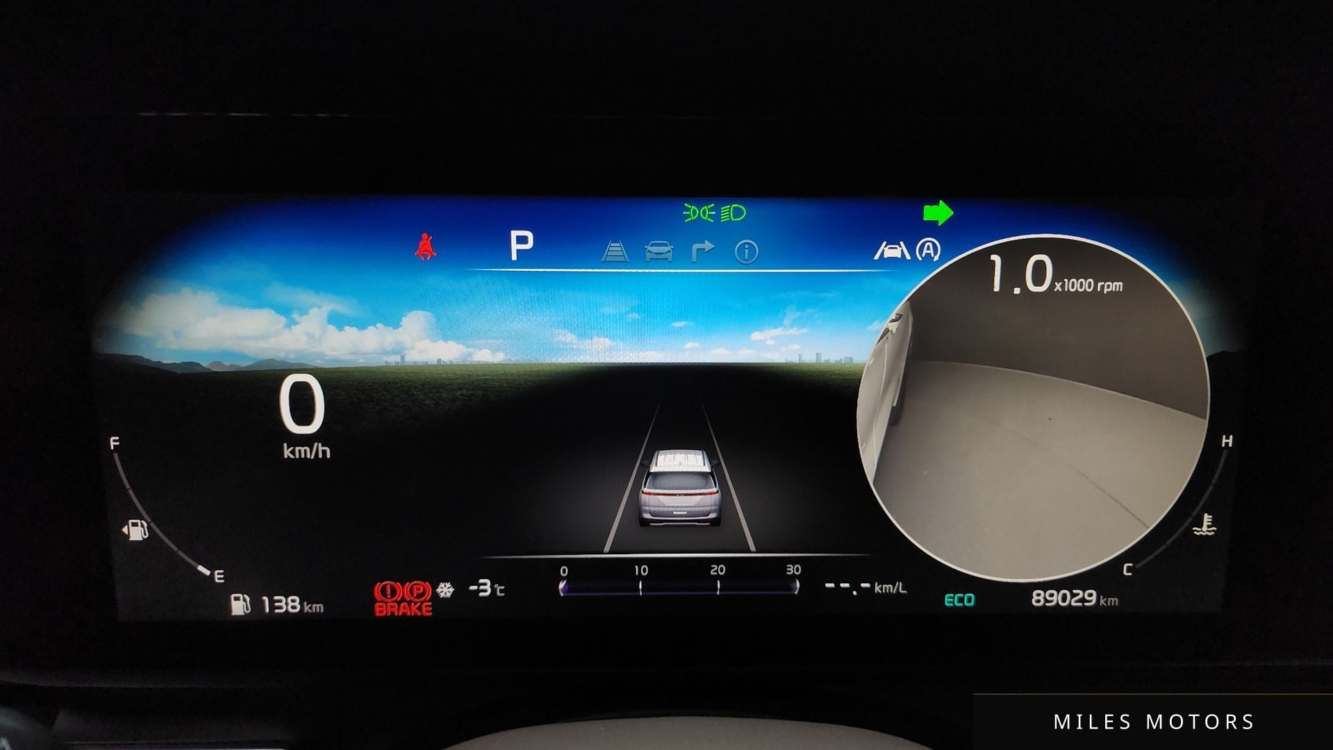 Kia Carnival 2021 — миниатюра 8
