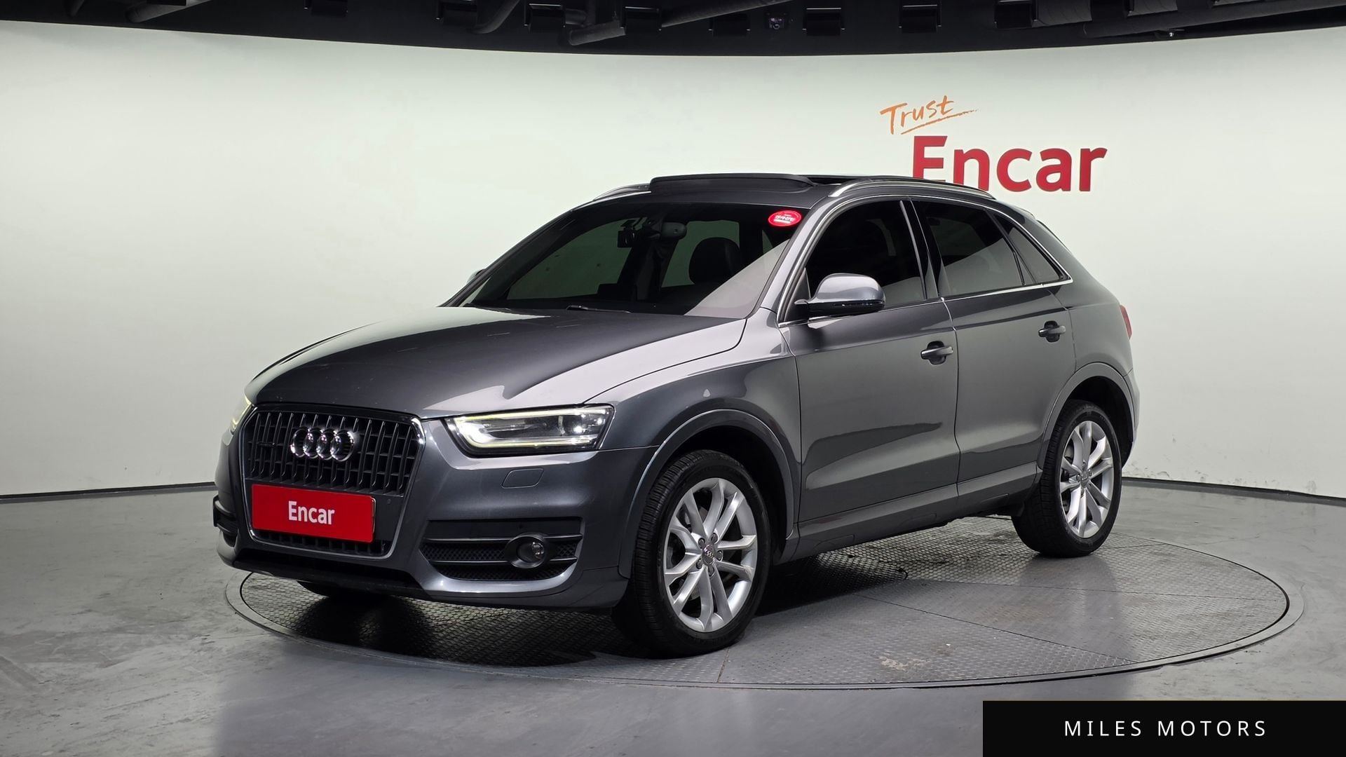 Audi Q3 2014 — фото 1 из 12