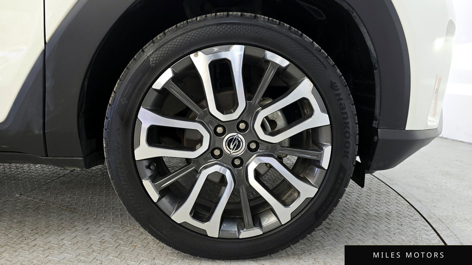 KG Mobility 토레스 2023 — миниатюра 5