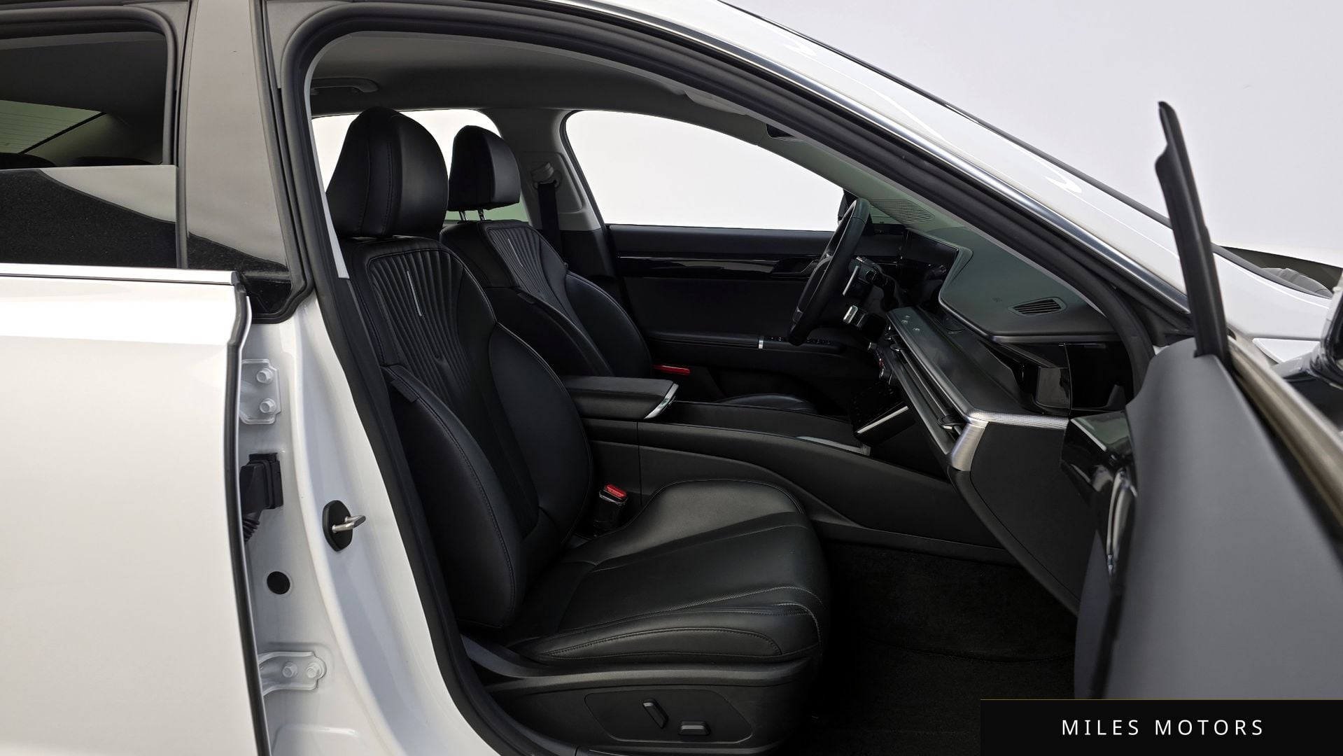 Hyundai Grandeur 2023 — миниатюра 10