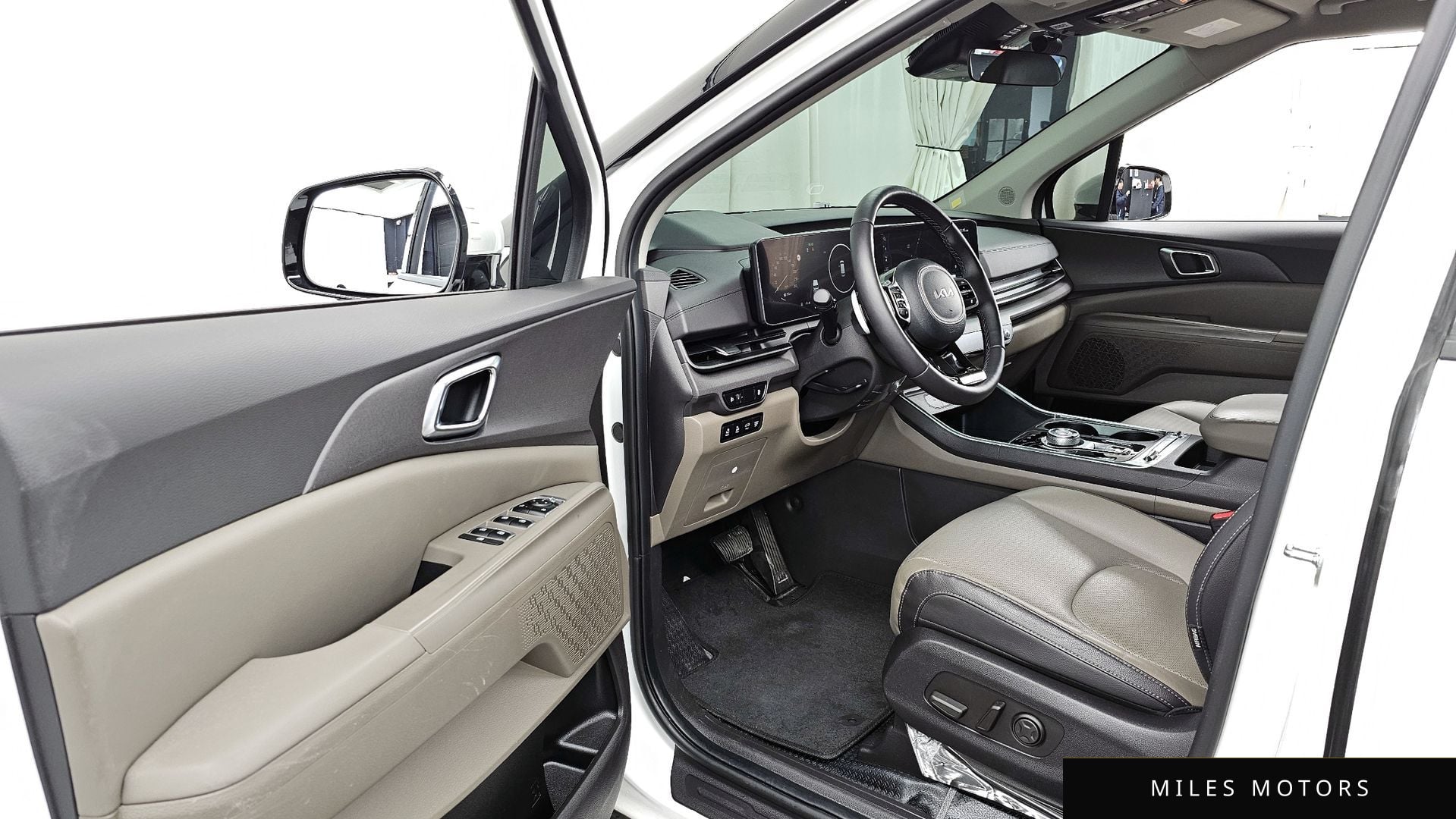 Kia Canival 2024 — миниатюра 10