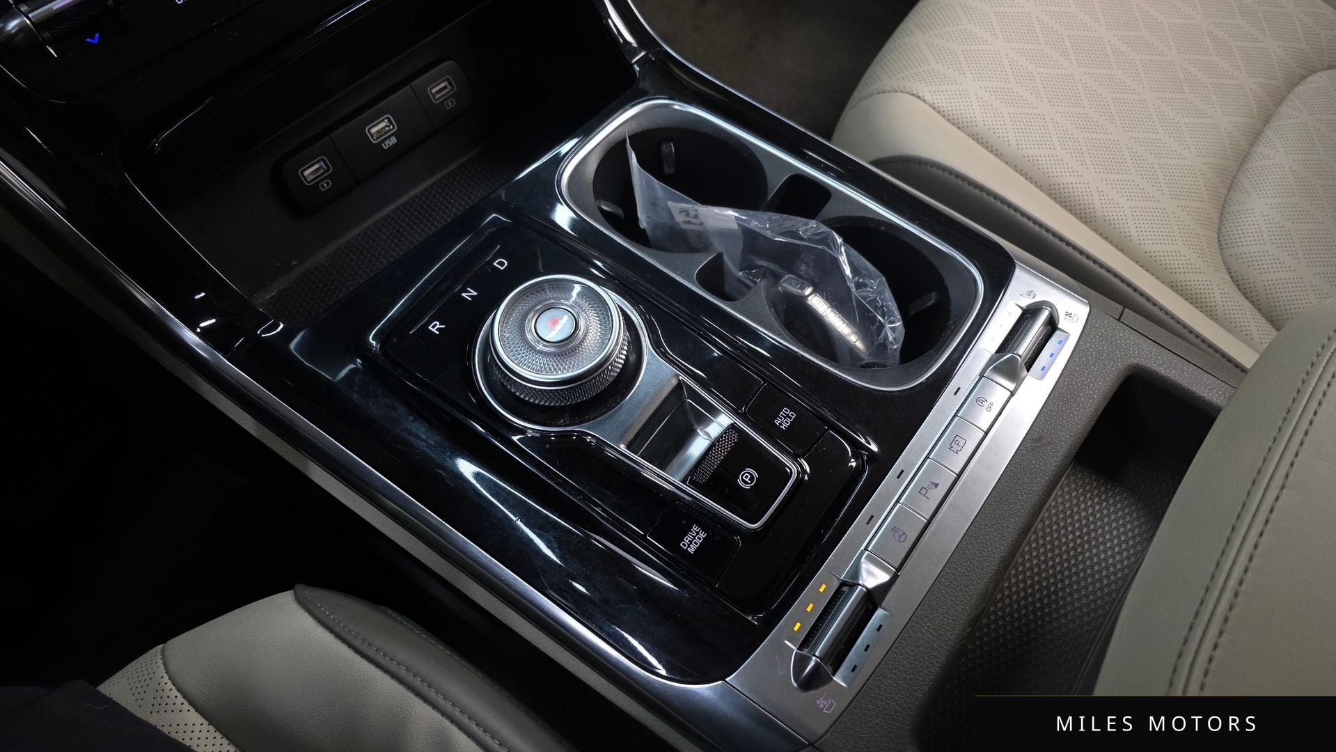 Kia Carnival 2021 — миниатюра 9