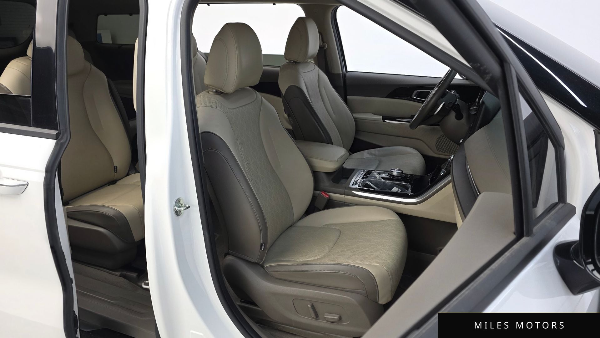 Kia Carnival 2021 — миниатюра 10