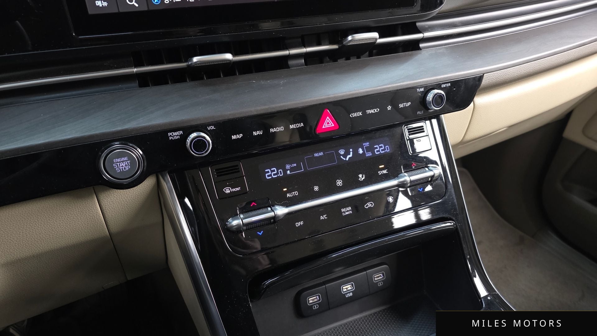 Kia Carnival 2021 — миниатюра 17