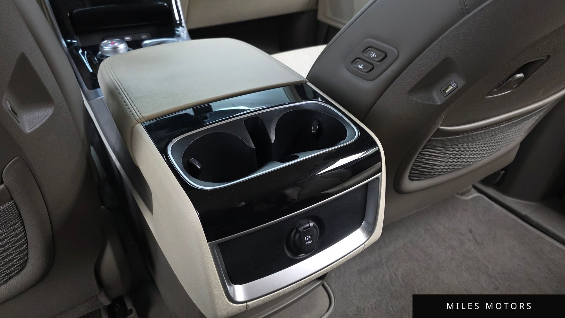 Kia Carnival 2021 — миниатюра 19